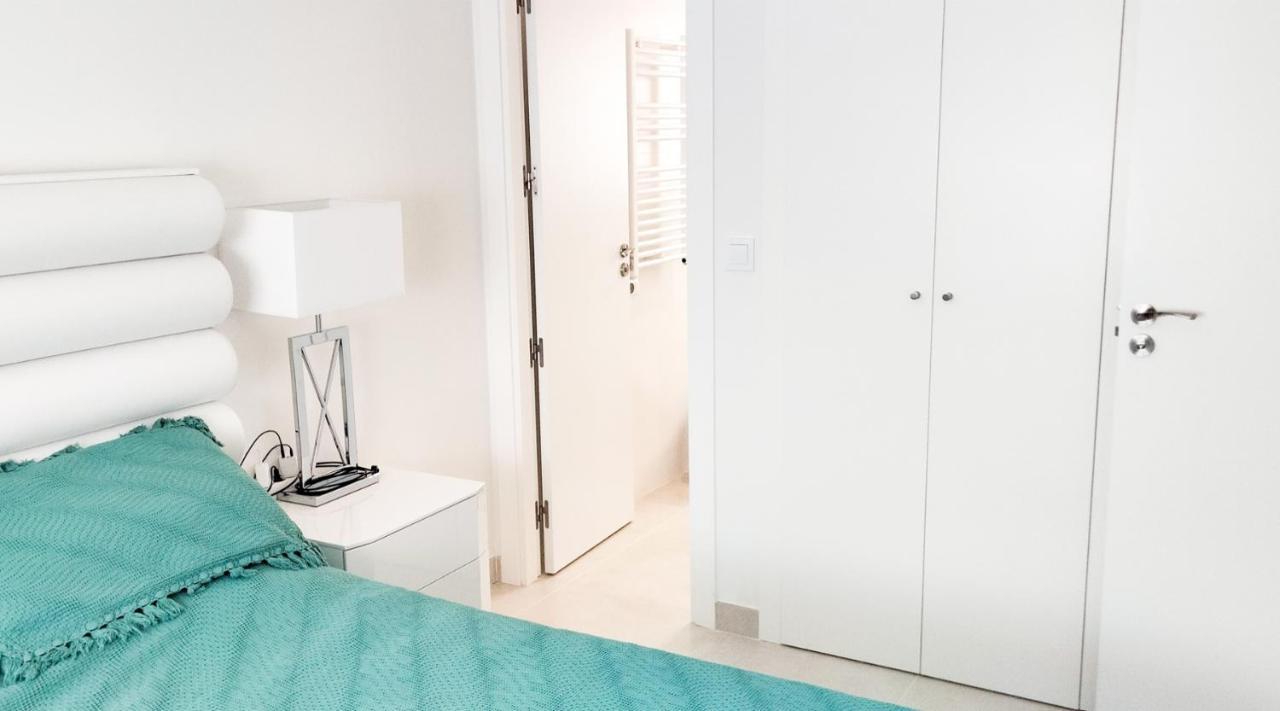 Lovely Apartment Centrally Located In Estepona Esterno foto