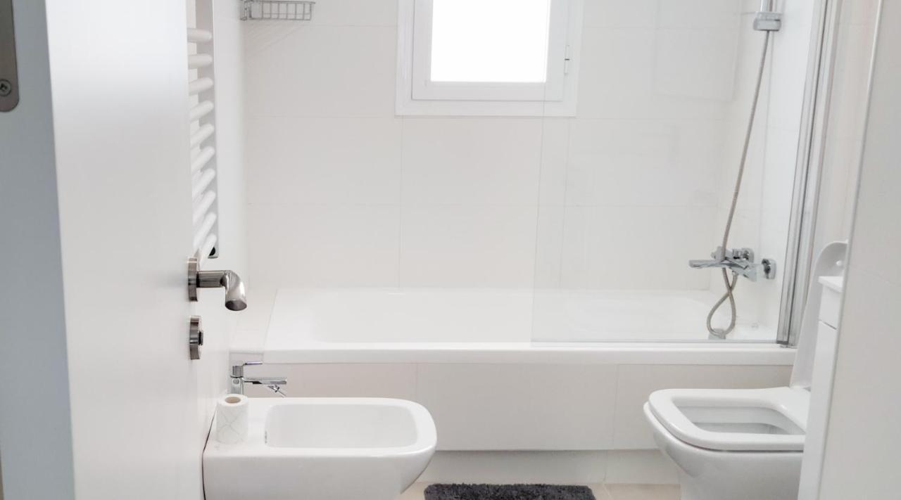 Lovely Apartment Centrally Located In Estepona Esterno foto