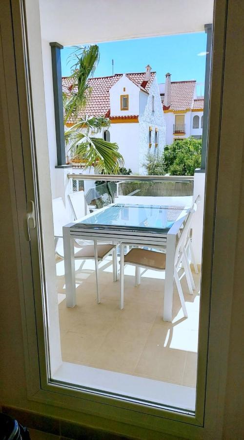 Lovely Apartment Centrally Located In Estepona Esterno foto