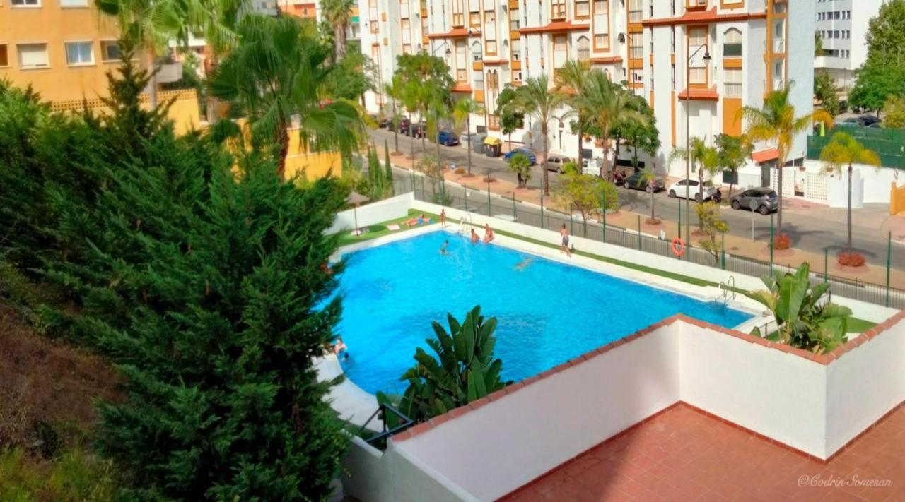 Lovely Apartment Centrally Located In Estepona Esterno foto